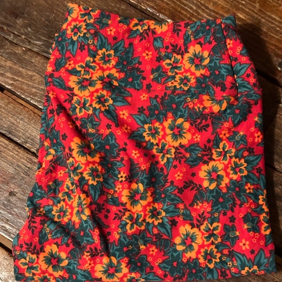 Lot of 6 Gently Used LuLaRoe One Size OS Buttery Soft Leggings - Picture 2 of 7